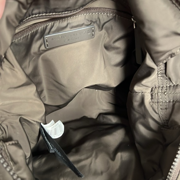 Authentic Marc Jacobs Crossbody - Picture 7 of 8